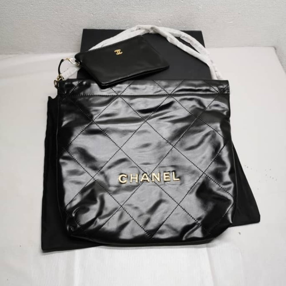 Chanel 22 Handbag Black 30cm AS3260 B08037 94305