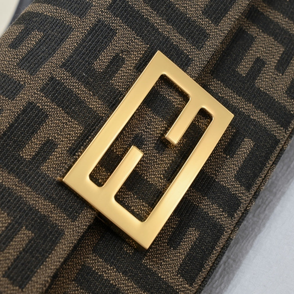 Fendi Baguette Phone Pouch Bag Brown 19Cm 7AS142AP9LF19TA