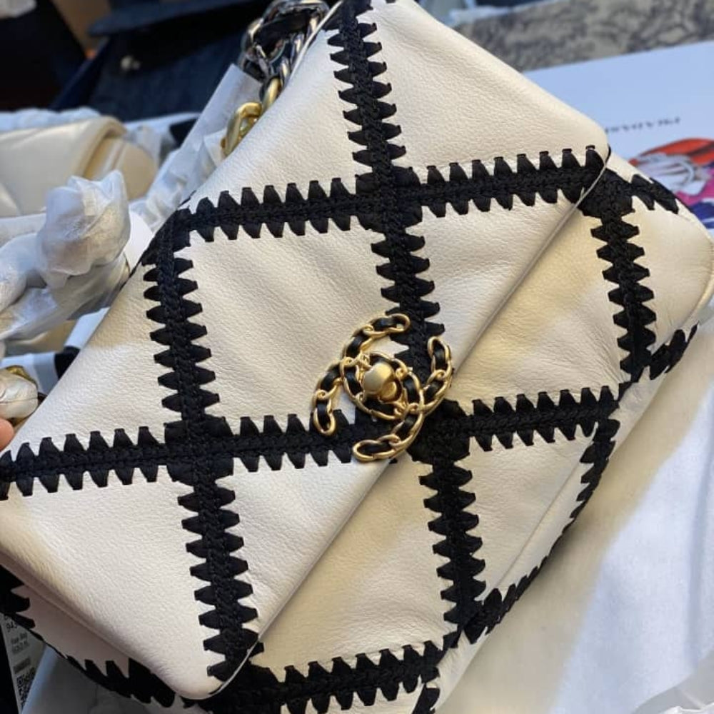 Chanel 19 Large Stitch Crossbody Bag White 24cm