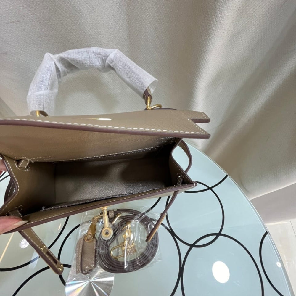 Mirror Quality – Hermes Kelly Mini Epsom Handbag Gold Hardware Etoupe 22Cm