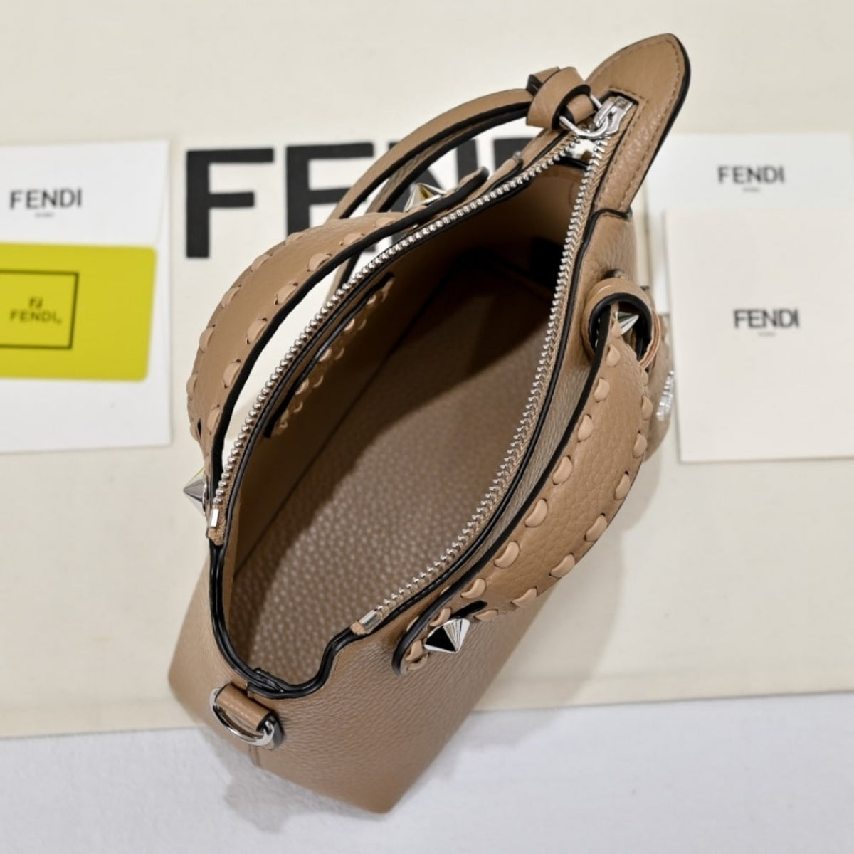 Fendi By The Way Selleria Medium Beige 20Cm 8BL155ASU2F0EMR