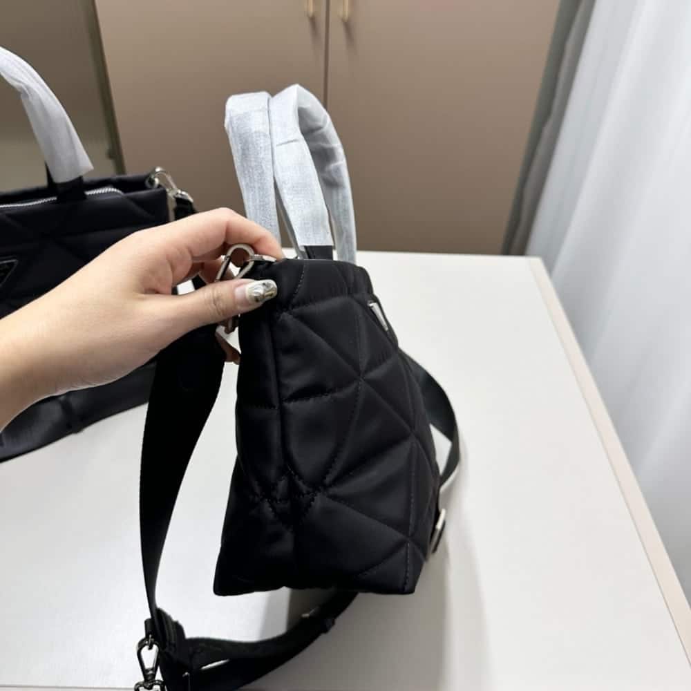 Prada Padded Re Nylon Tote Bag Black 24cm 1BG373 RDJN F0002 V B9O