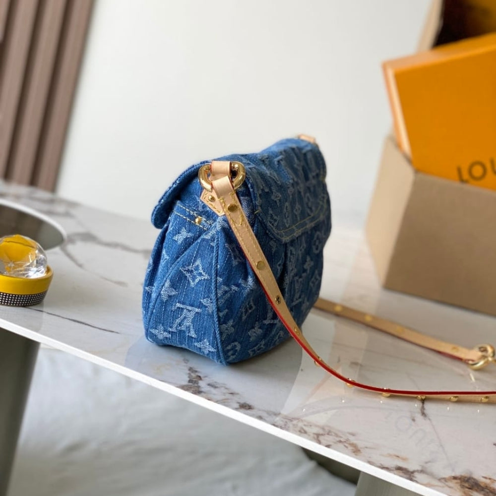 Mirror Quality – Louis Vuitton Sunset Monogram Blue Denim 27Cm M46829