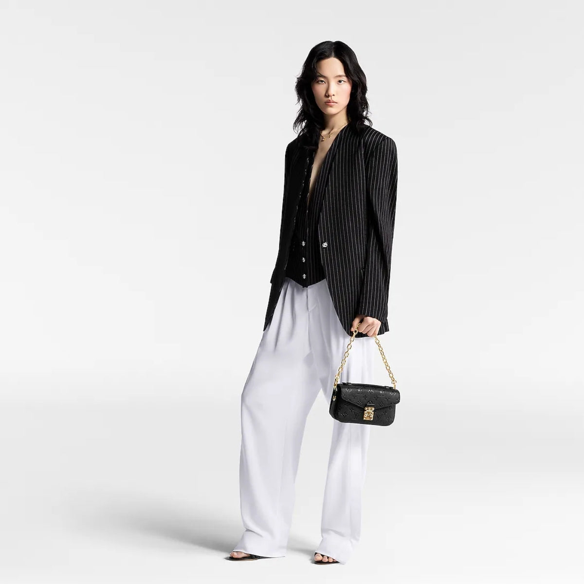 Mirror Quality – Louis Vuitton Pochette Métis East West Bag Black 21Cm M46595