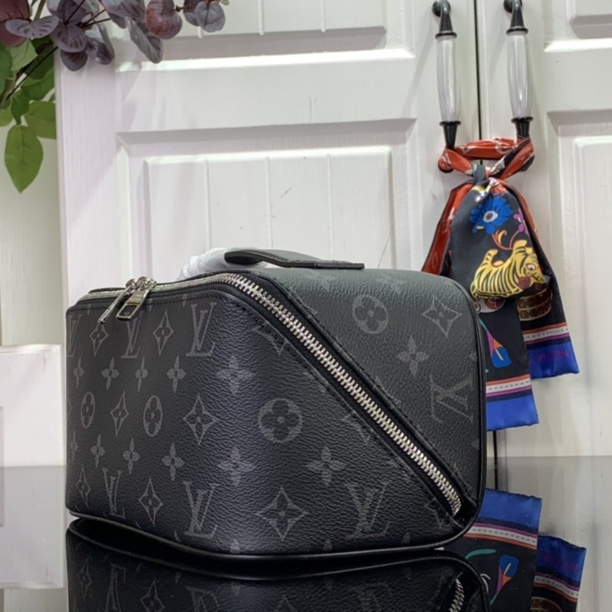 Mirror Quality – Louis Vuitton Toiletry Bag Monogram Eclipse Canvas Black 24Cm M11508