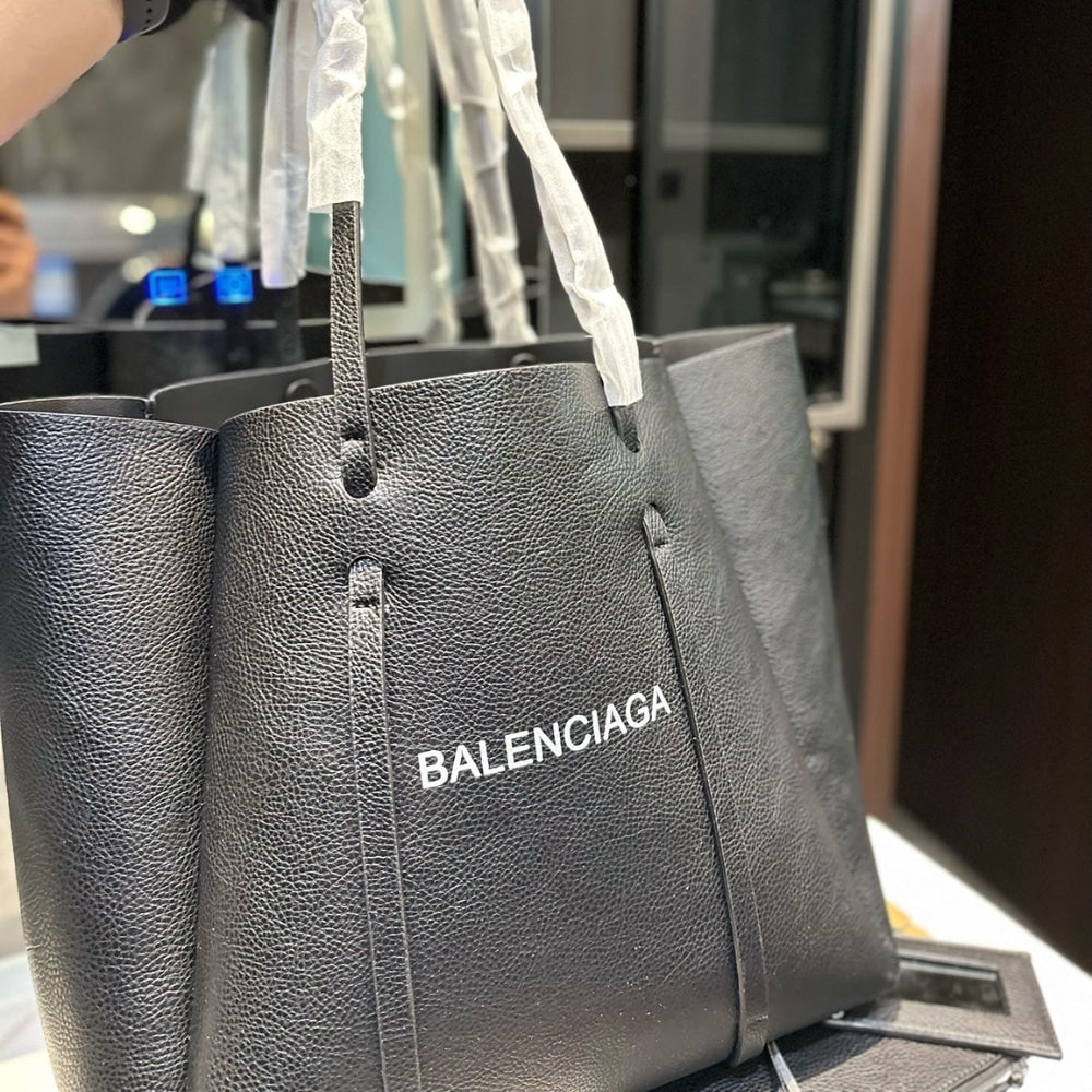 Balenciaga Small Everyday Tote Bag Black 35cm