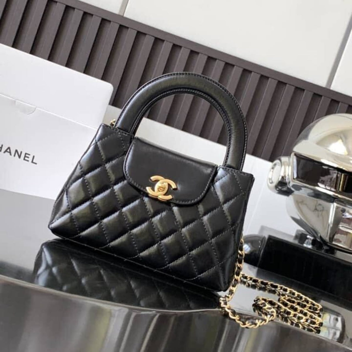 Mirror Quality – Chanel Flap Bag with Camellia Flower Chain Black 26cm
