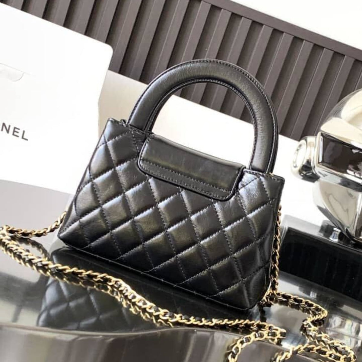 Mirror Quality – Chanel Flap Bag with Camellia Flower Chain Black 26cm