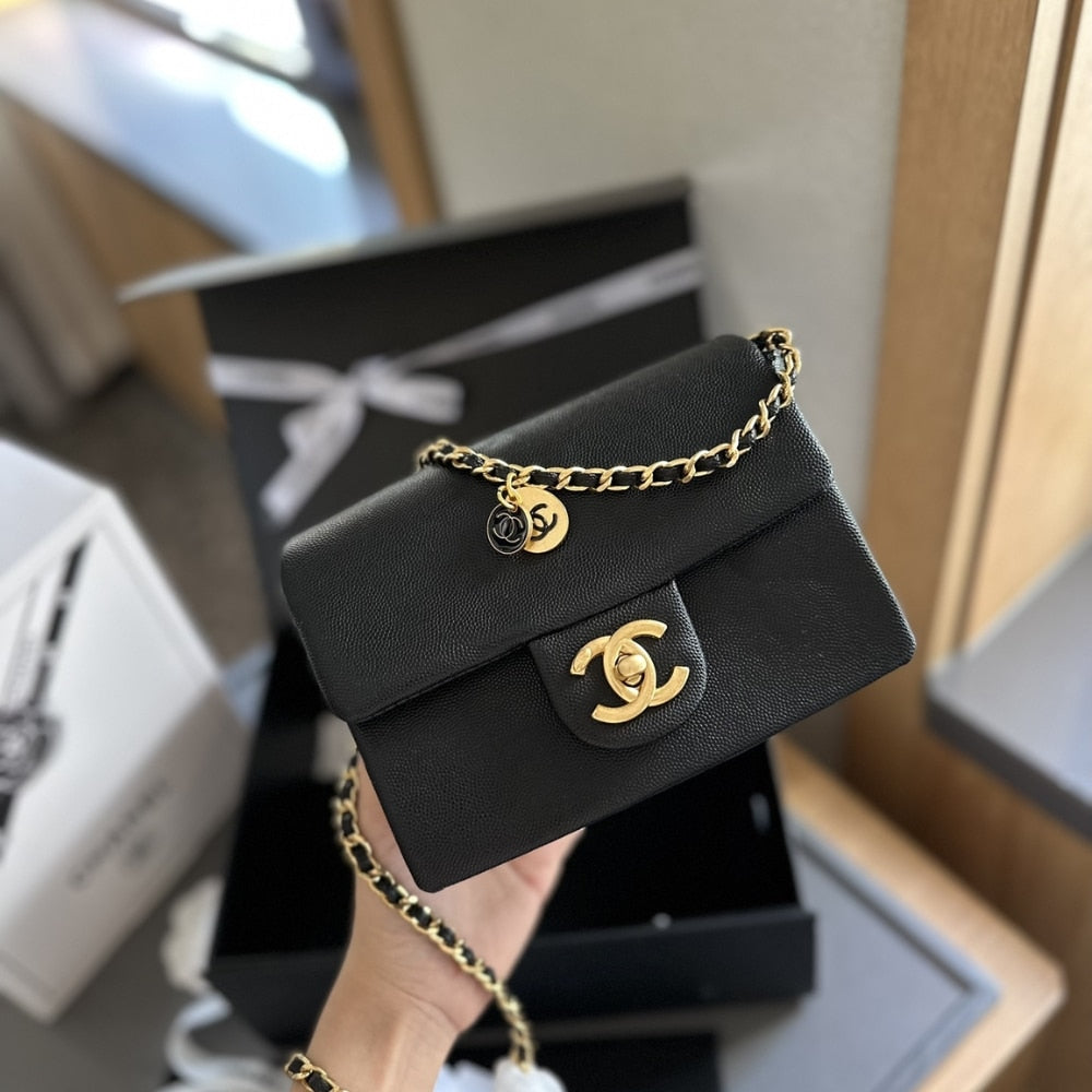 Chanel Small Flap Bag Black 18cm AS5186 B18321 94305