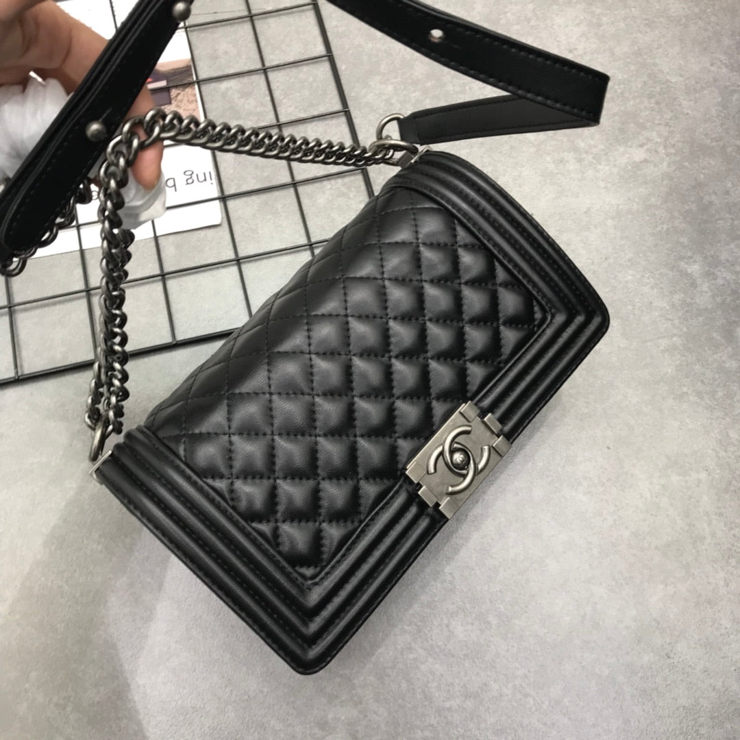 Chanel Boy Medium Handbag Leather Black 25cm A67086 Y09953 94305