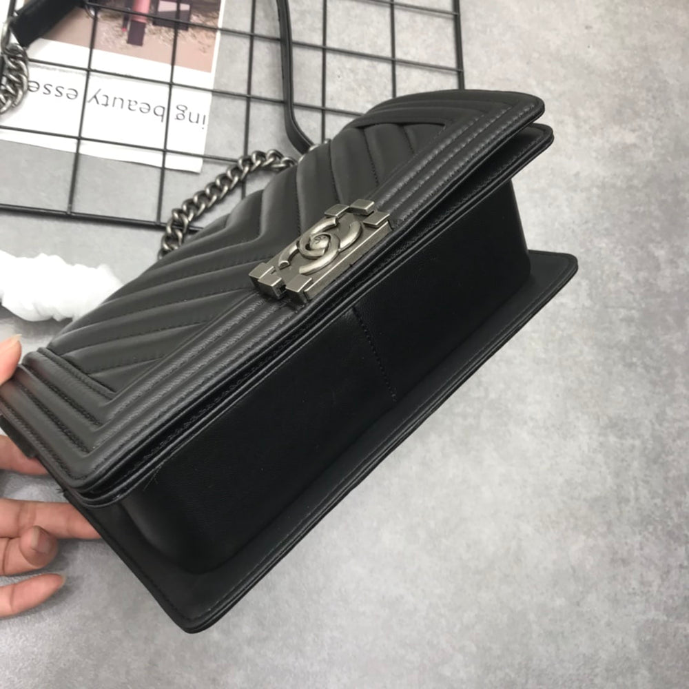 Chanel Boy Chevron Medium Handbag In Silver Black 25cm