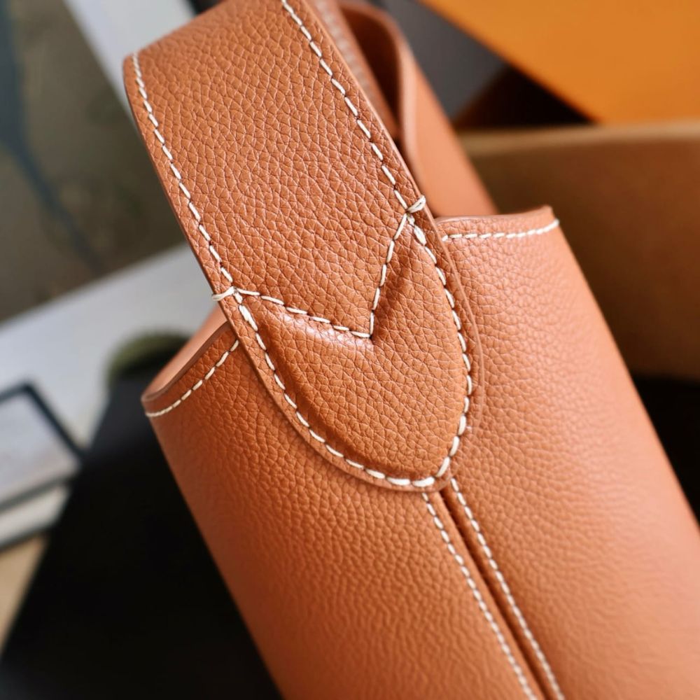 Mirror Quality – Louis Vuitton Low Key Hobo MM Cognac 35Cm M24974
