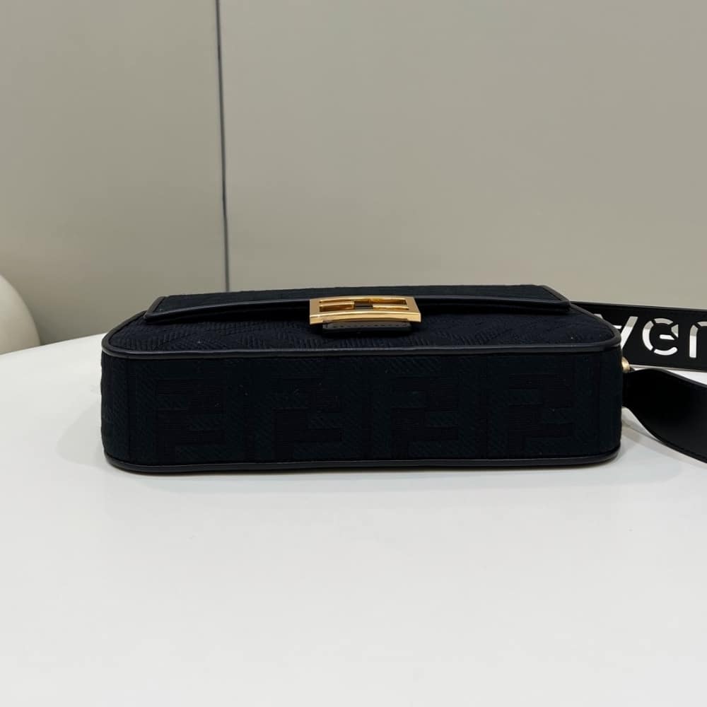 Fendi Baguette Canvas Bag Black 28cm 8BR600AMCDF1CFJ