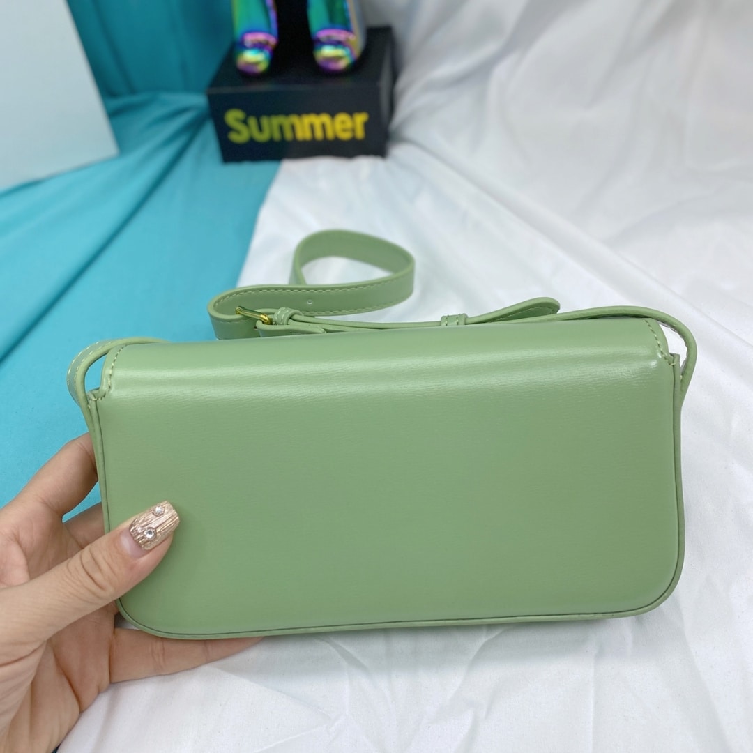 Celine Triomphe Shoulder Bag In Green 20cm 194143BF4 31LA