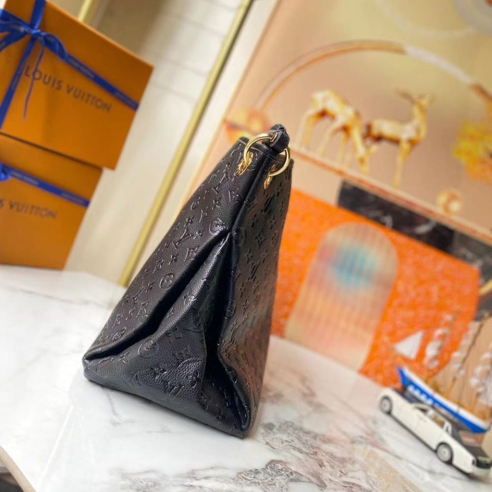 Louis Vuitton Artsy MM Monogram Black 41cm