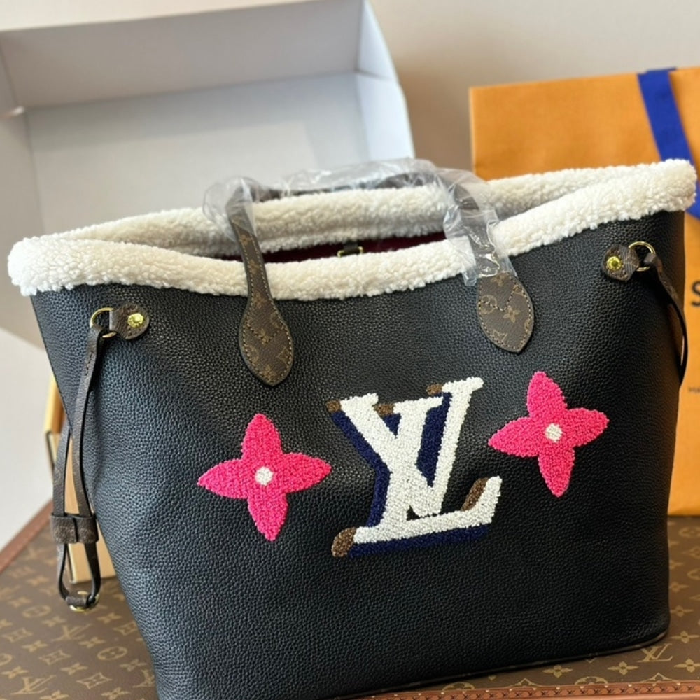 Louis Vuitton Teddy Monogram Shearling Neverfull Mm Black 33cm