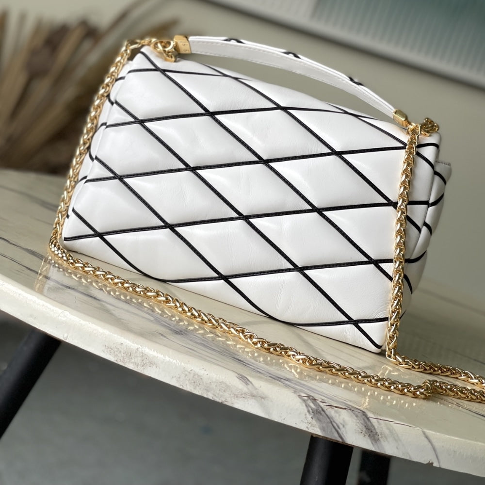 Mirror Quality – Louis Vuitton GO-14 MM White Black 23Cm M22890