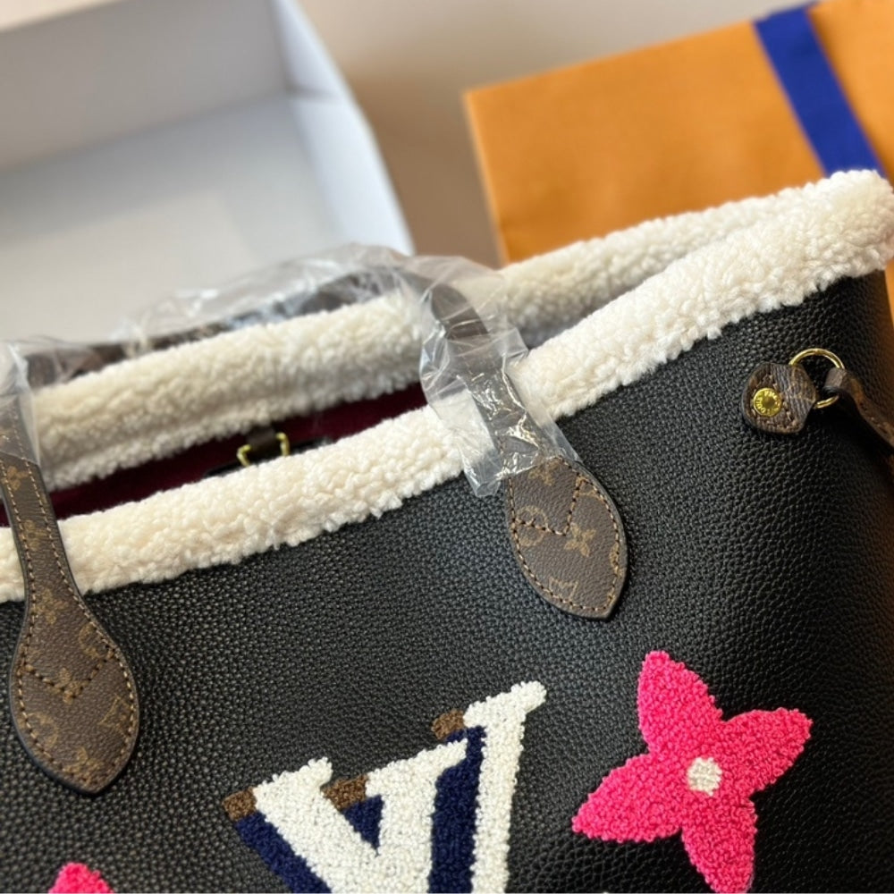 Louis Vuitton Teddy Monogram Shearling Neverfull Mm Black 33cm