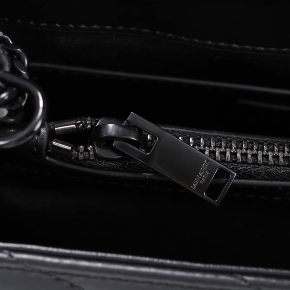 Saint Laurent Loulou Small Back Metal 25cm