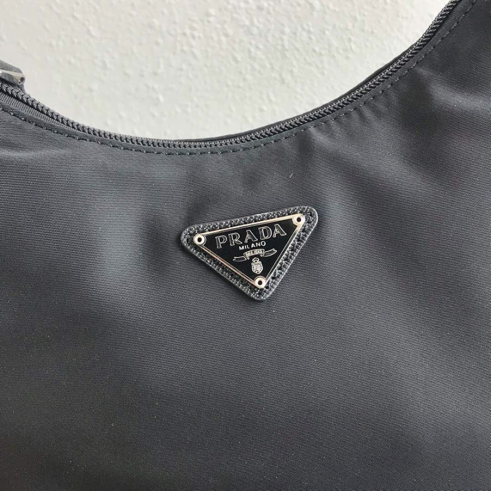 Prada Re-Nylon Re-Edition 2000 Mini 23cm 1NE515RDH0F0002