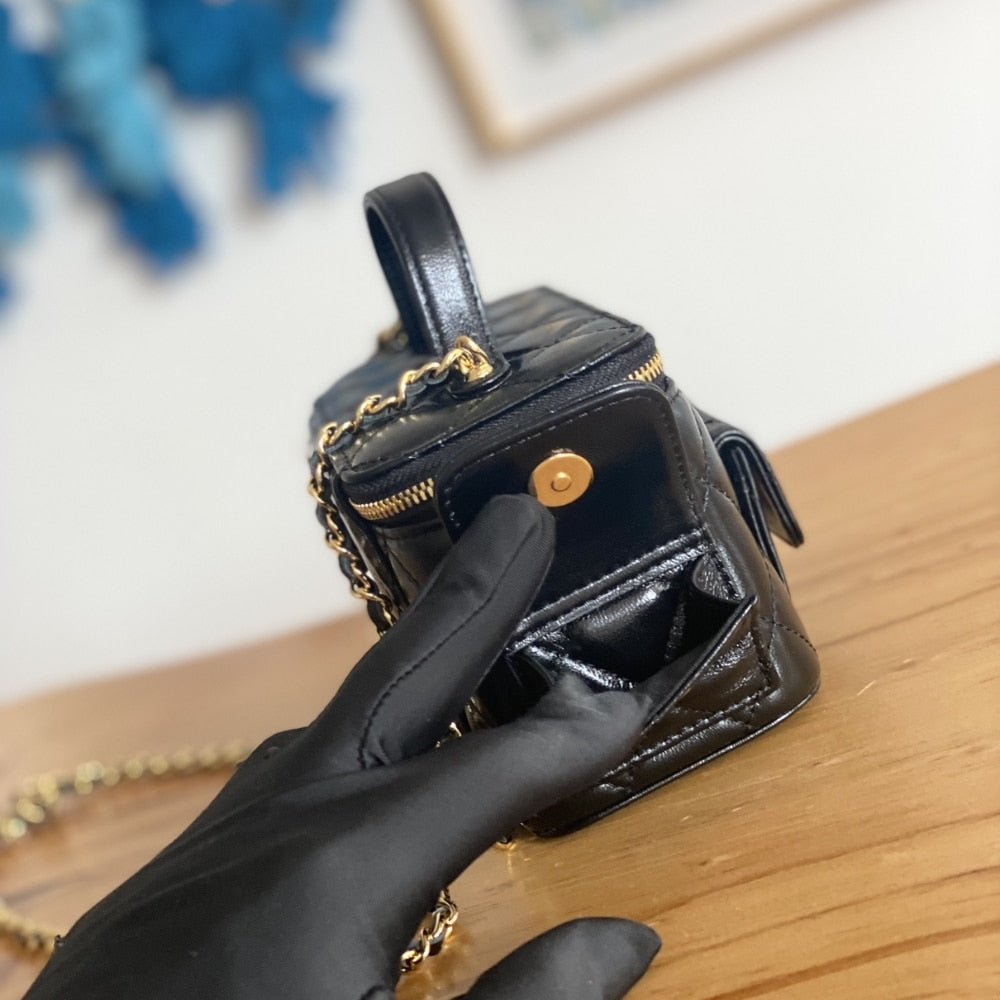 Chanel 22K Small Vanity Case With Pockets In Black 17cm