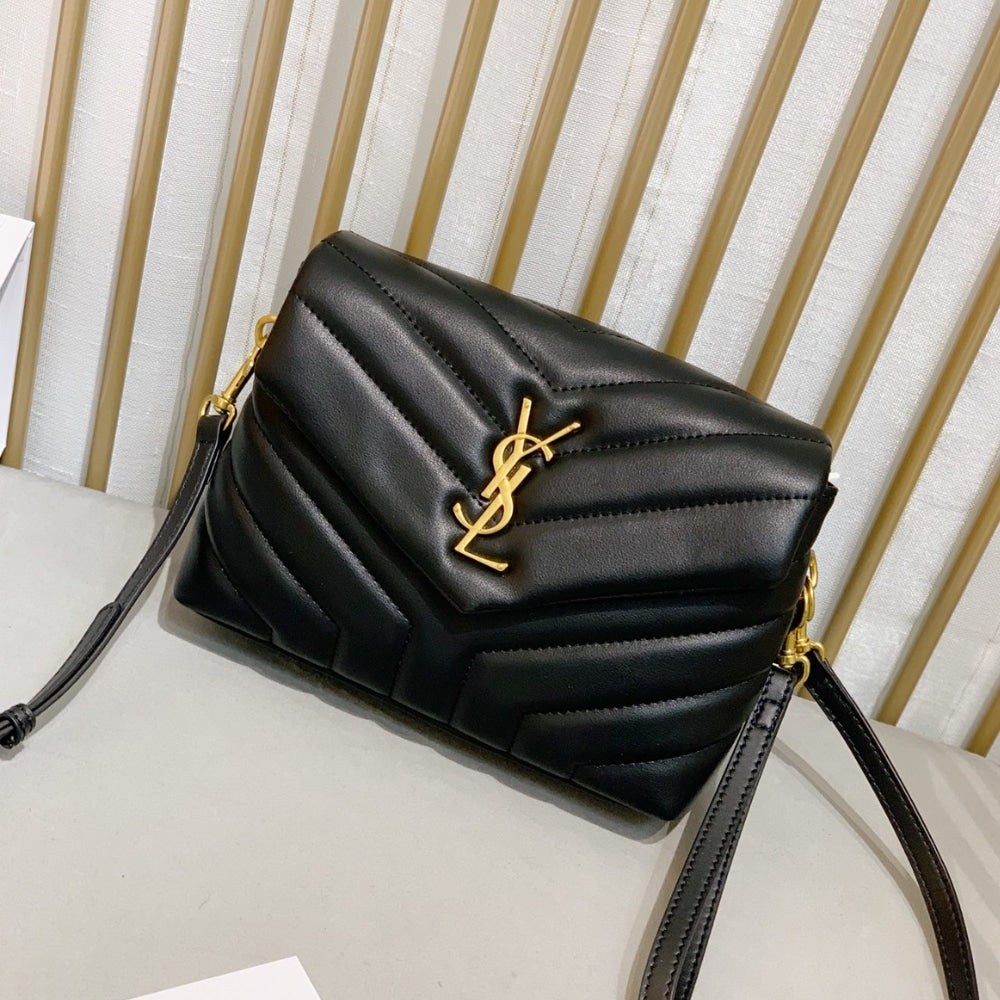 Saint Laurent Toy Loulou Black 20Cm 678401DV7071000