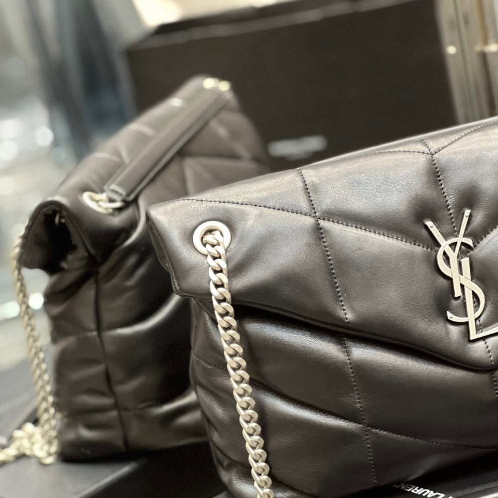 Saint Laurent Puffer Medium Black 35Cm 5774751EL001000