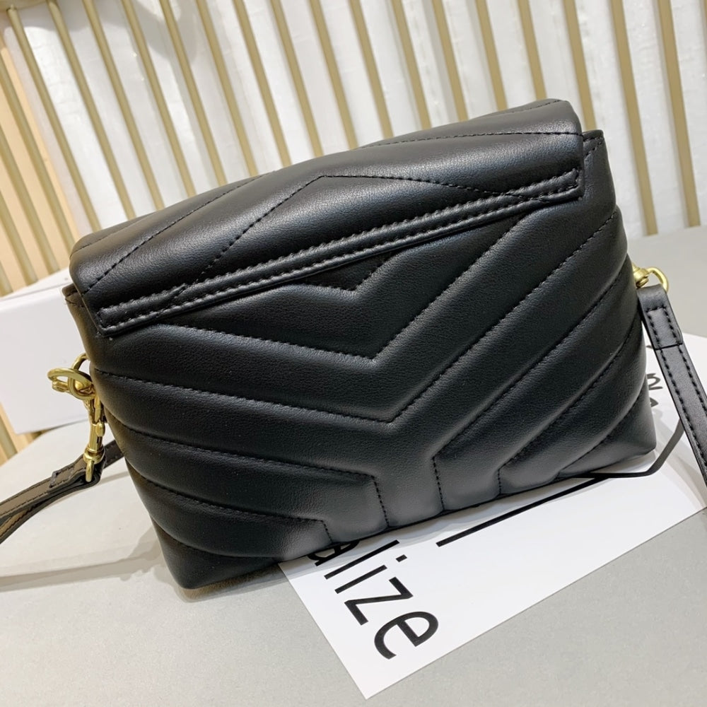 Saint Laurent Toy Loulou Black 20Cm 678401DV7071000
