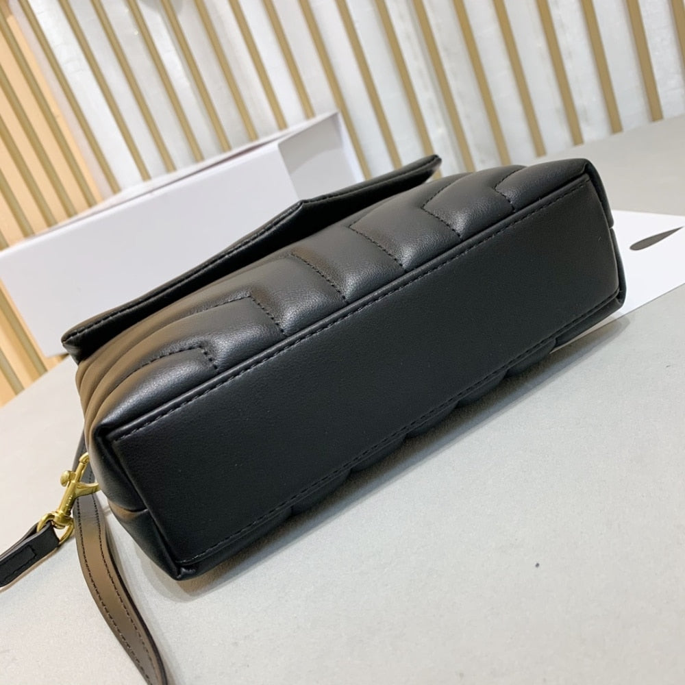 Saint Laurent Toy Loulou Black 20Cm 678401DV7071000
