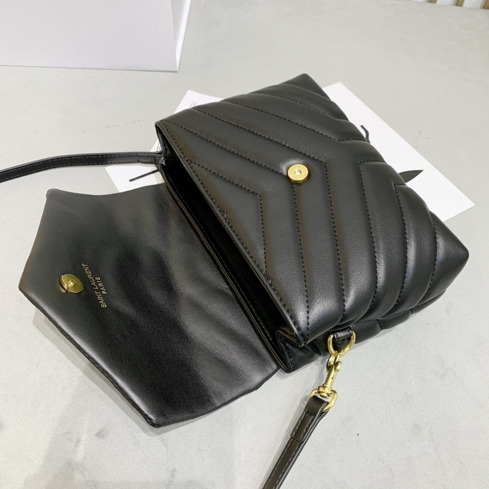 Saint Laurent Toy Loulou Black 20Cm 678401DV7071000