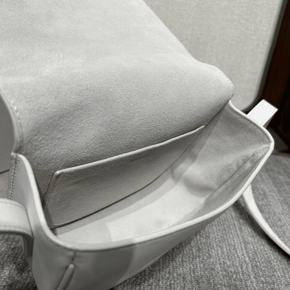 Mirror Quality – Celine Folco Cuir Triomphe In White