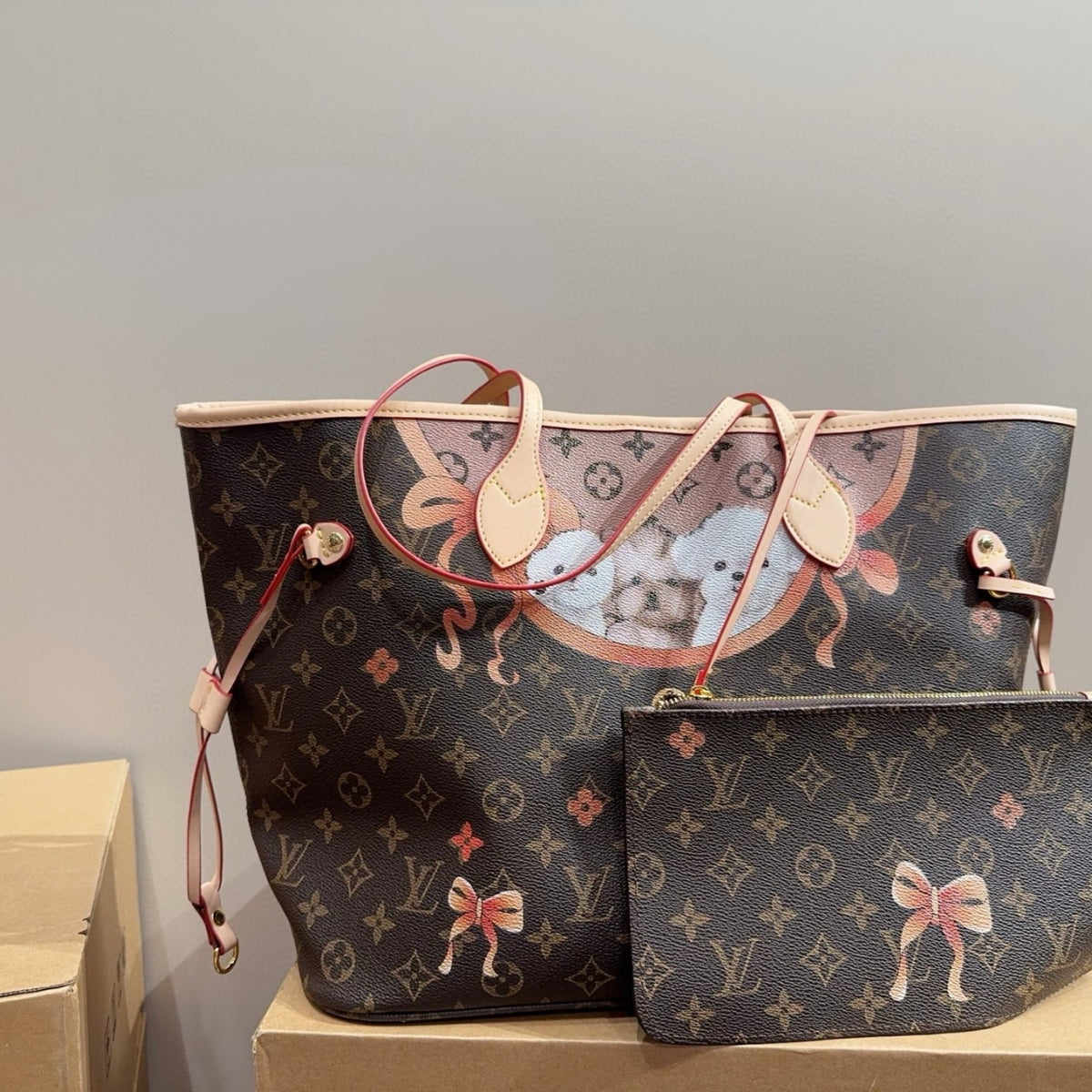 Louis Vuitton Neverfull MM Tote Monogram Canvas With Puppies 31Cm
