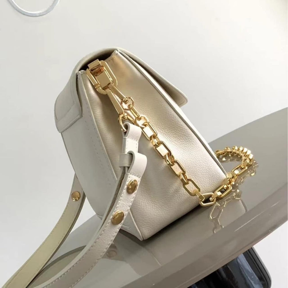 Mirror Quality – Louis Vuitton Dauphine Soft MM Bag White 24Cm M25050