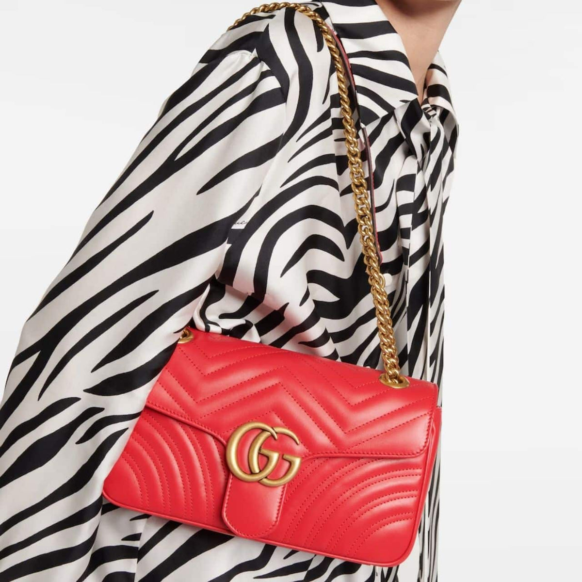 Gucci GG Marmont Matelassé Medium Bag Red 26Cm 443496 AABZC 6832