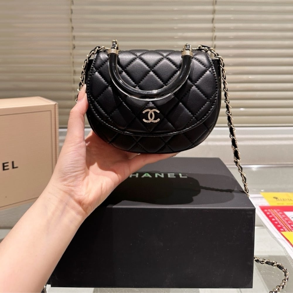 Chanel 25C Classic Clutch With Chain Black 16Cm