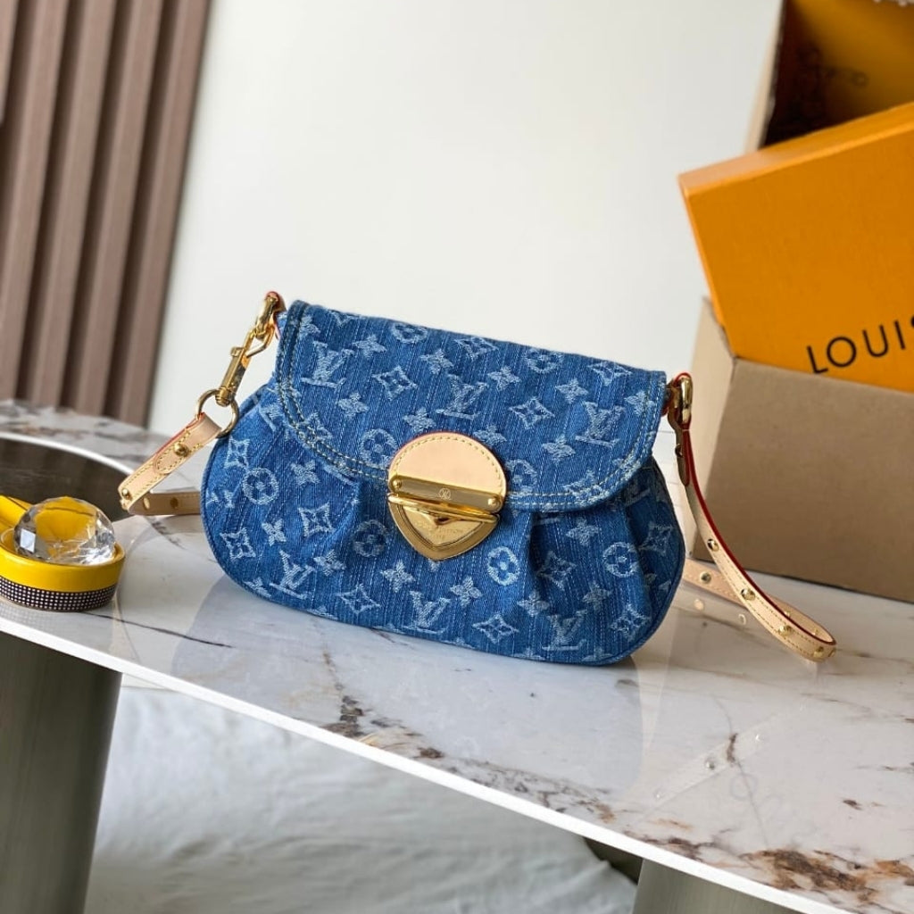 Mirror Quality – Louis Vuitton Sunset Monogram Blue Denim 27Cm M46829