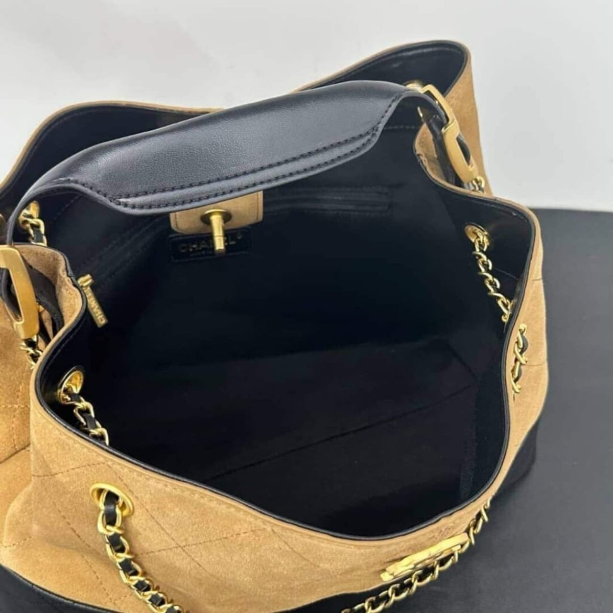 Mirror Quality – Chanel Shopping Bag Gold Tone Mental Beige And Black 36Cm AS5657 B20827 U1536
