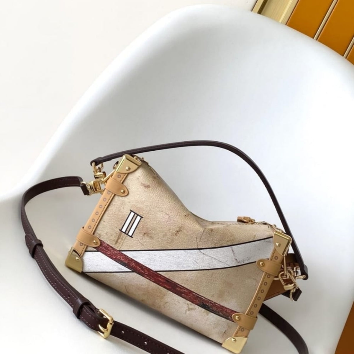 Mirror Quality – Louis Vuitton Side Trunk MM Bag Beige 23Cm M12480