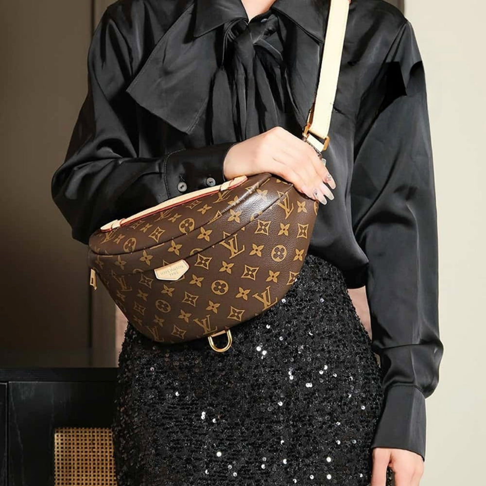 Mirror Quality – Louis Vuitton Bumbag Monogram Canvas Brown 37Cm M43644