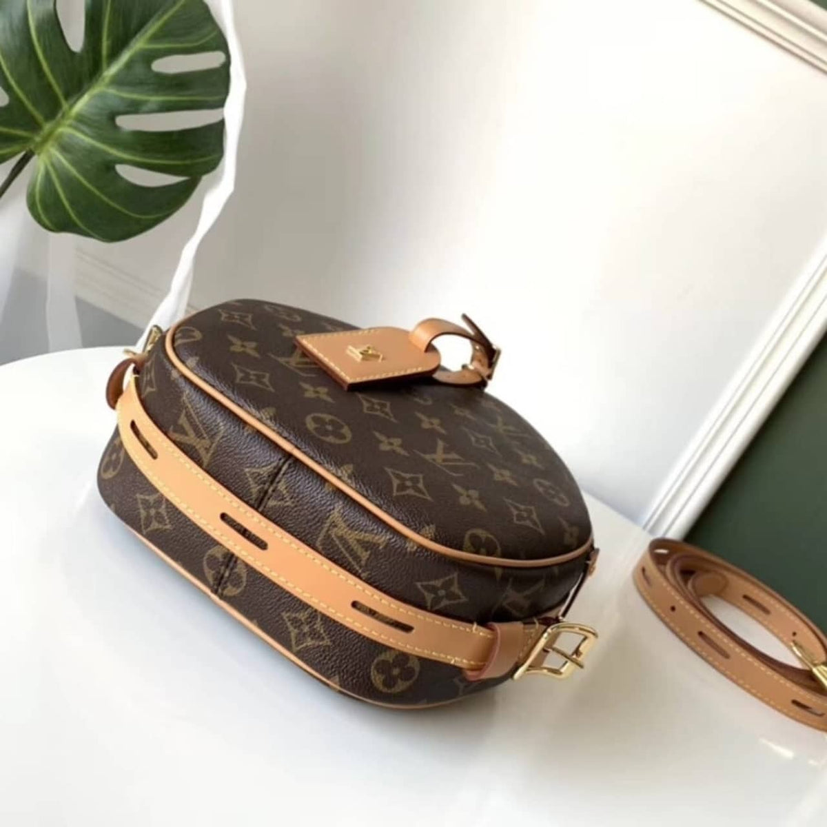 Mirror Quality – Louis Vuitton Boite Chapeau Souple MM Bag Monogram Exterior 20Cm M45647