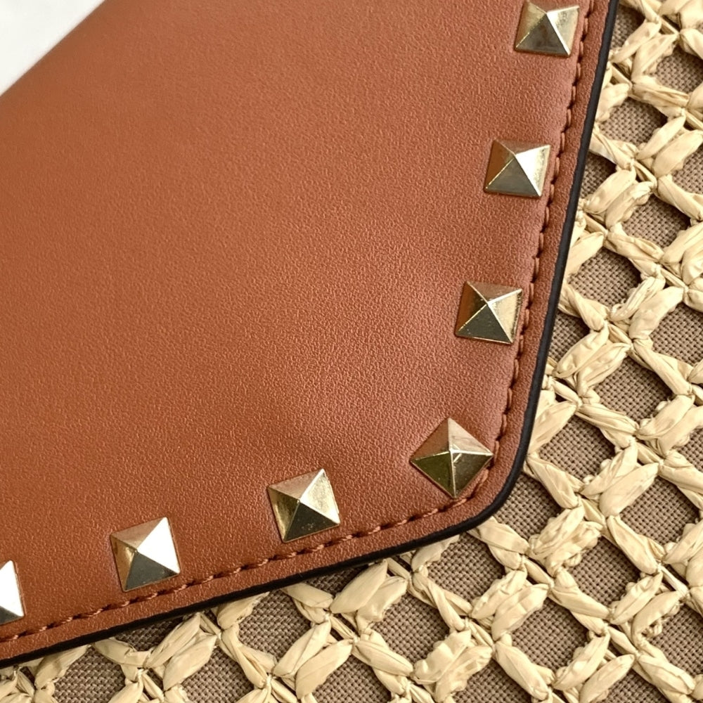 Valentino Garavani Rockstud Raffia Clutch Bag Brown
