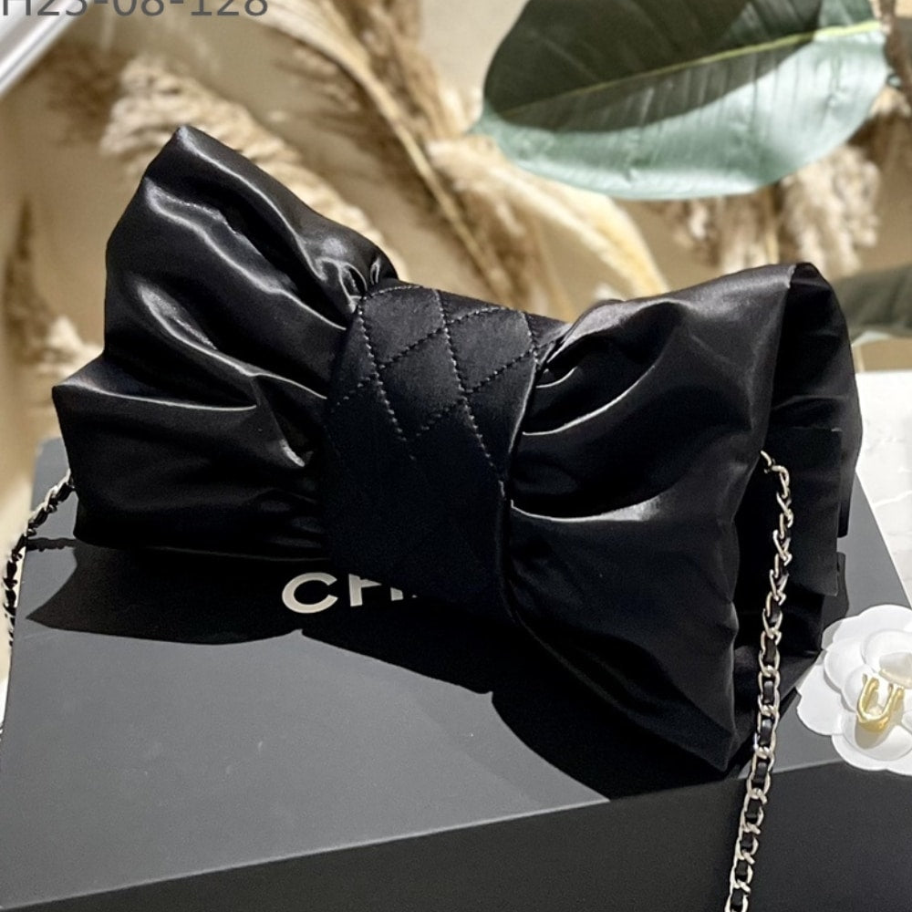 Chanel Clutch Bag Black 25cm AS4098 B13245 94305