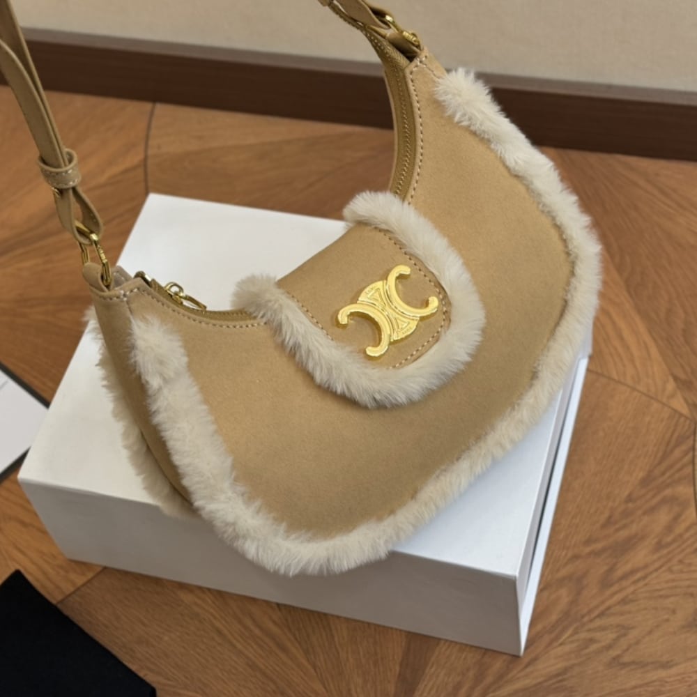 Celine Medium Ava Triomphe Bag In Natural 24cm 114493FYC 02VG