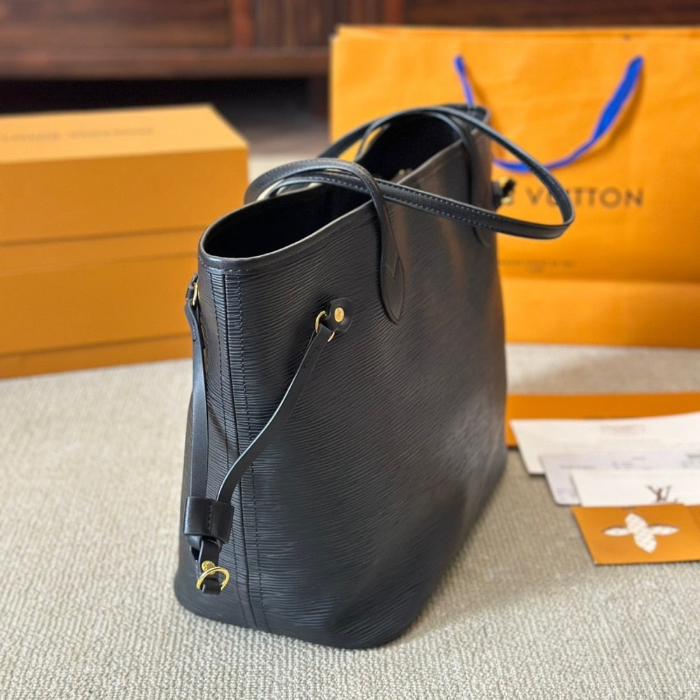 Louis Vuitton Neverfull MM Epi Leather Black 32cm M11930