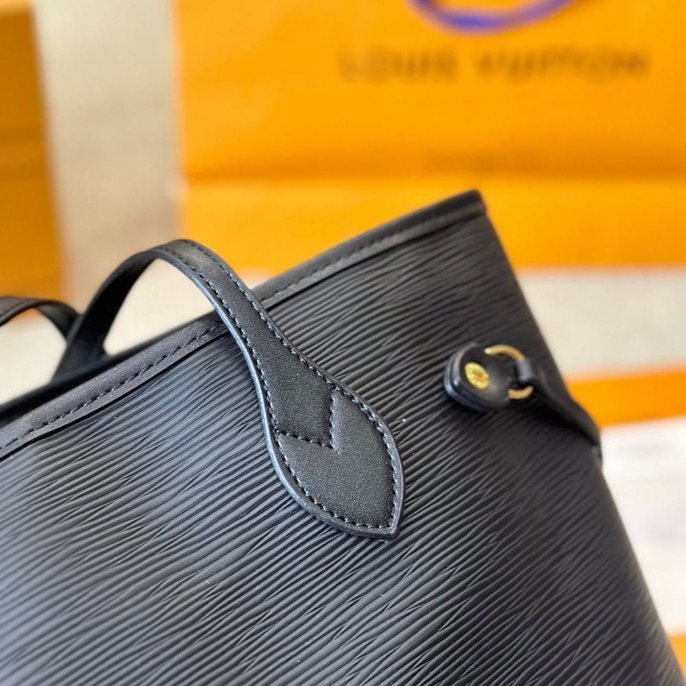Louis Vuitton Neverfull MM Epi Leather Black 32cm M11930