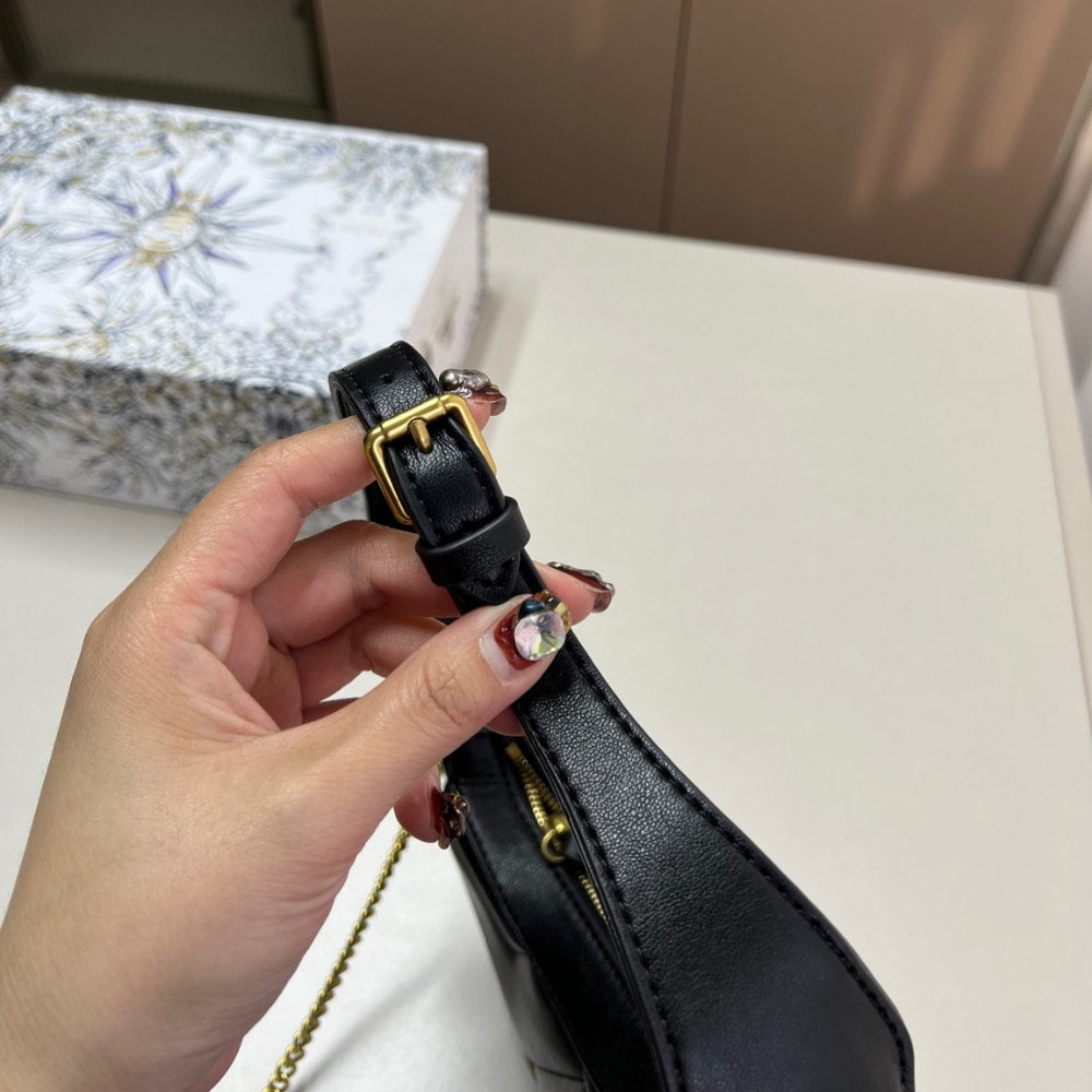Gucci GG Marmont Half Moon Mini Bag Black 23cm
