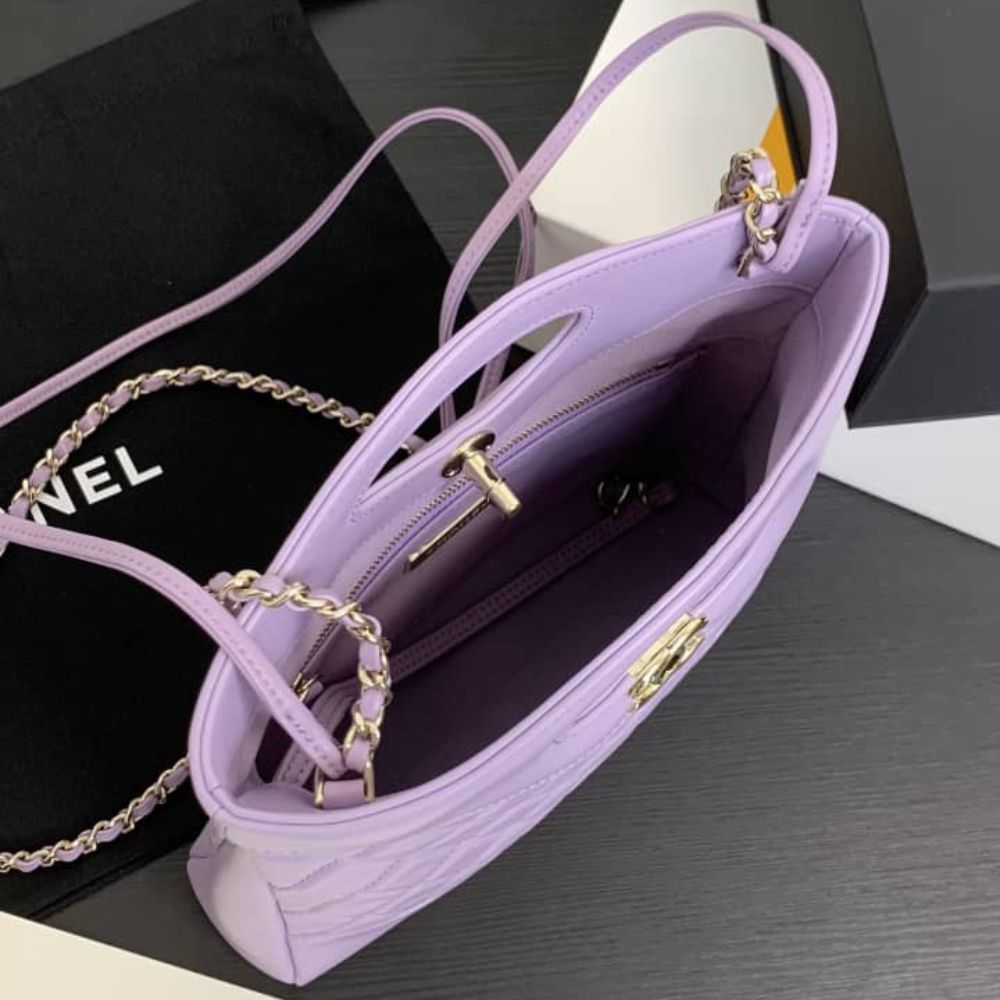 Mirror Quality – Chanel Shopping Bag Quilted Clutch With Chain Gold Tone Metal Purple 24Cm