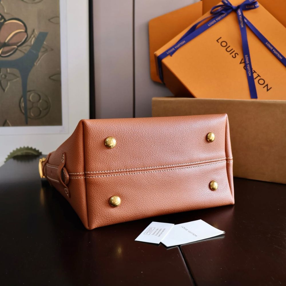 Mirror Quality – Louis Vuitton Low Key Hobo MM Cognac 35Cm M24974