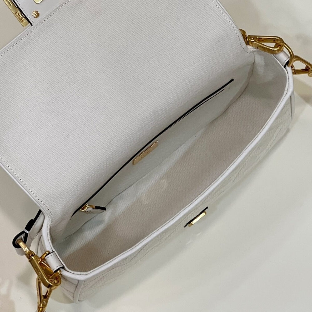 Fendi Baguette Canvas Bag White 28cm 8BR600AMCDF1CFK