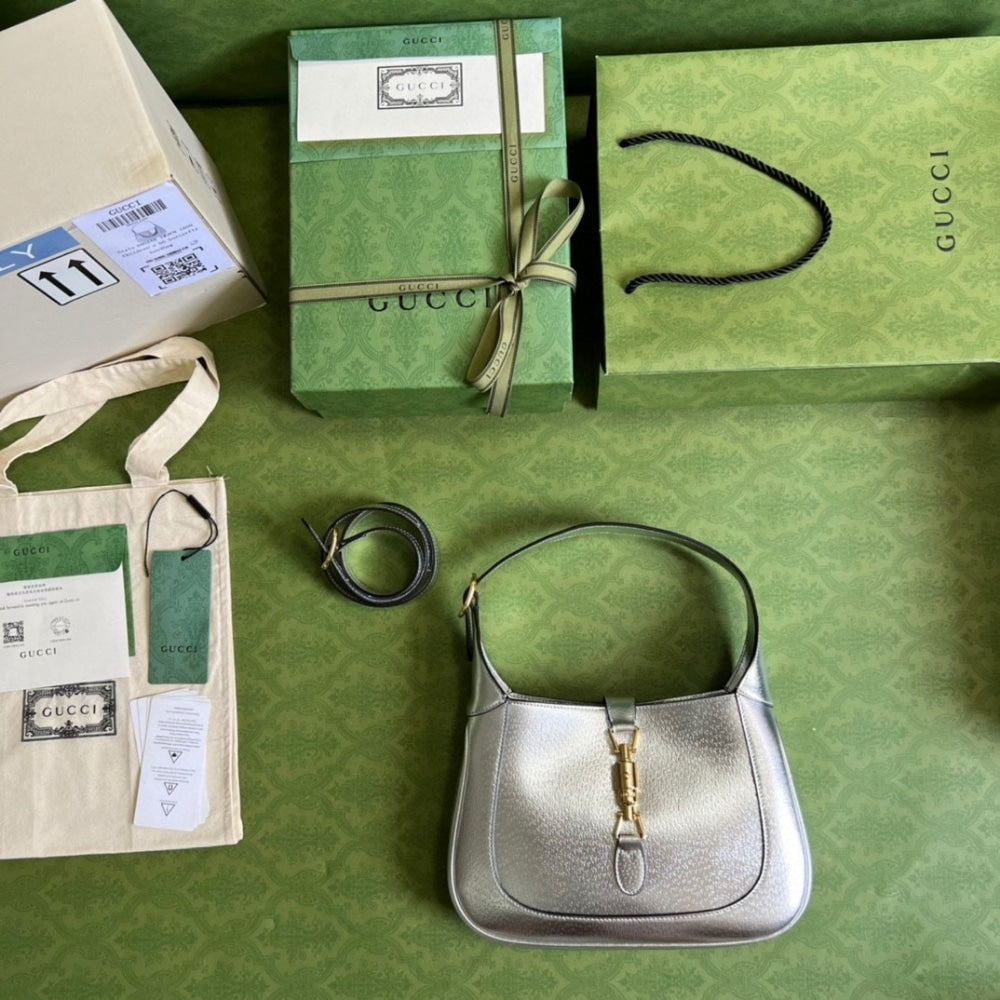 Gucci Jackie 1961 Small Bag 28 cm Silver 636709 1TR0G 8106